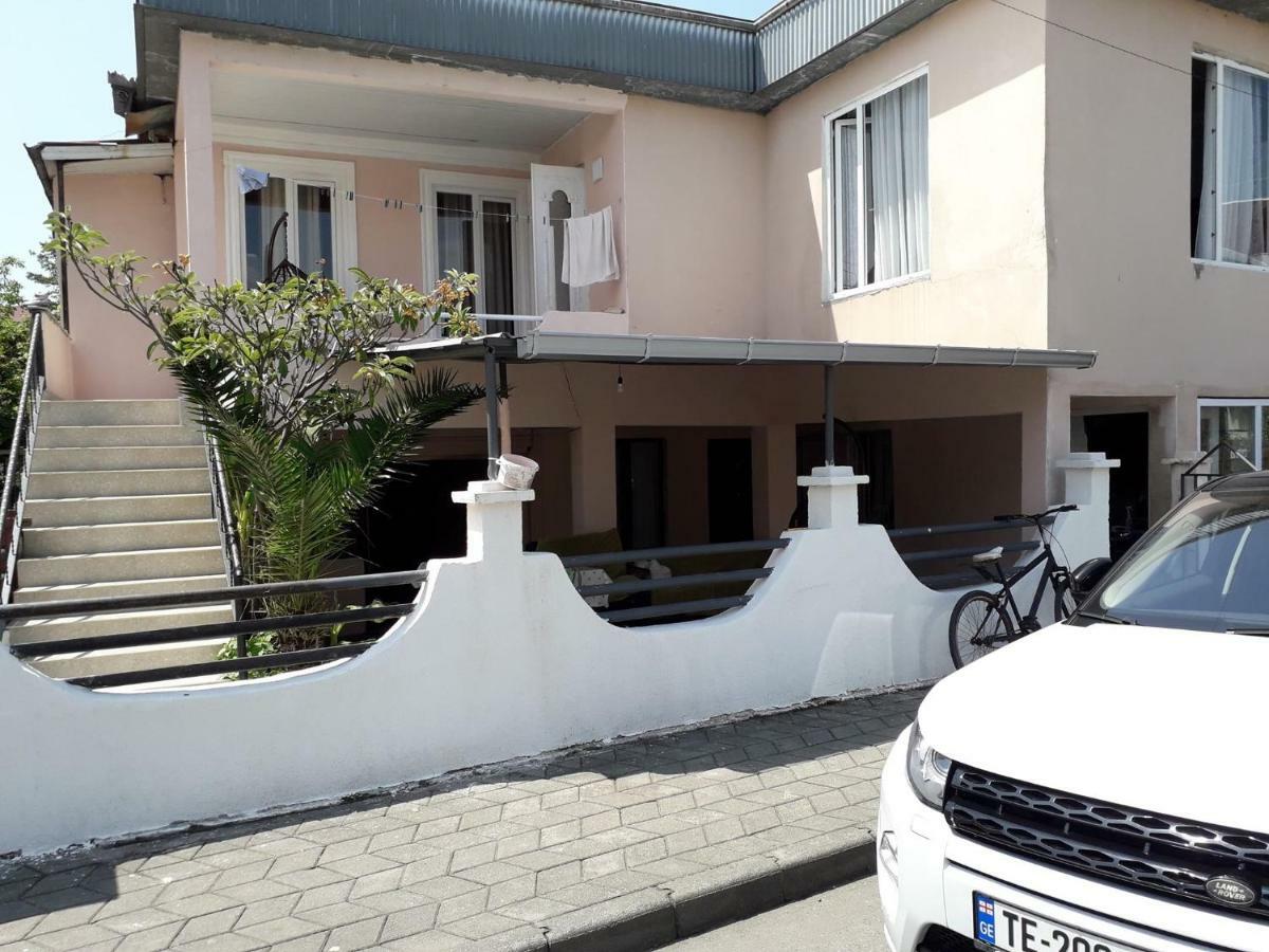 Zaza Guest House Kobuleti Exterior photo
